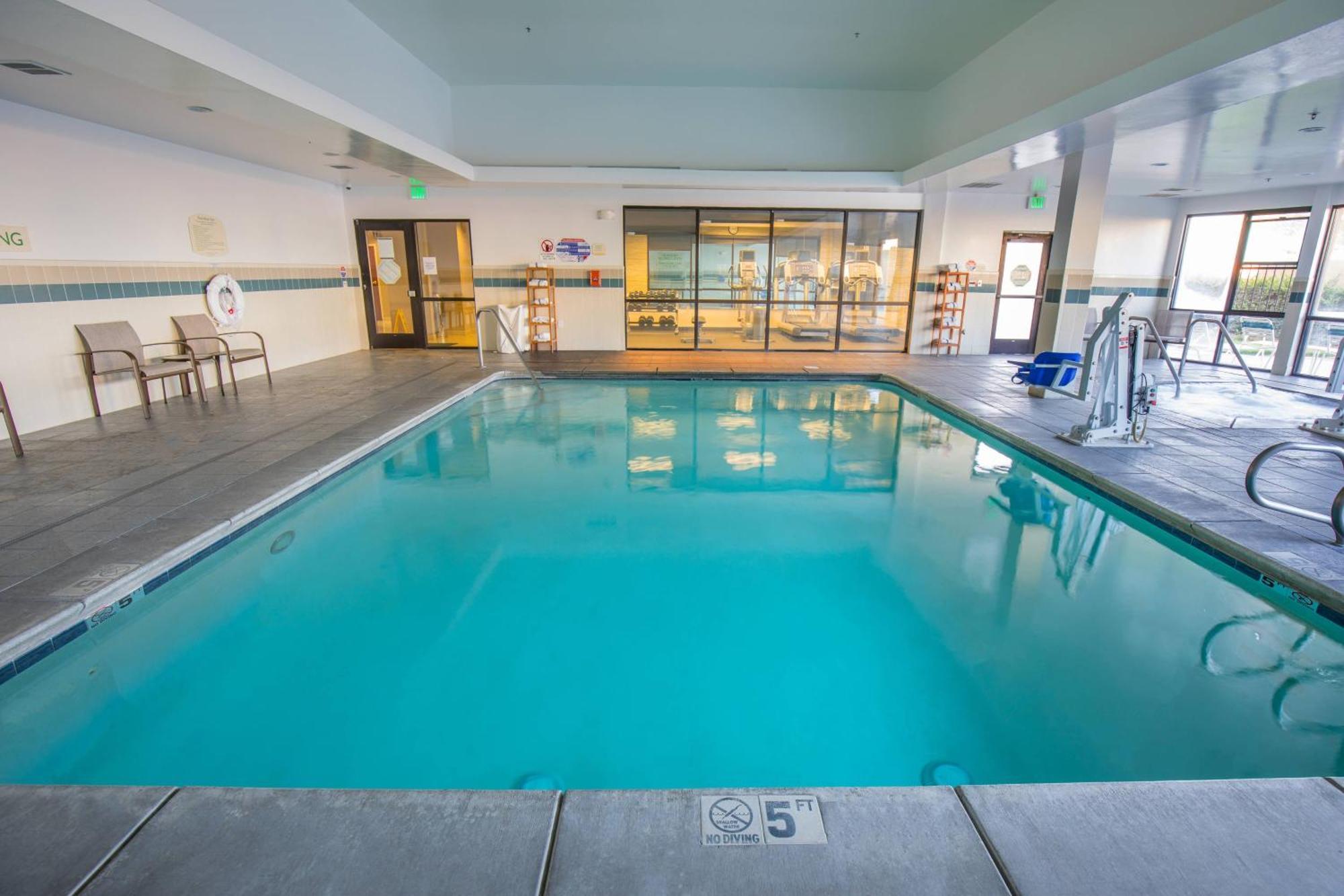 Courtyard By Marriott Merced Zewnętrze zdjęcie