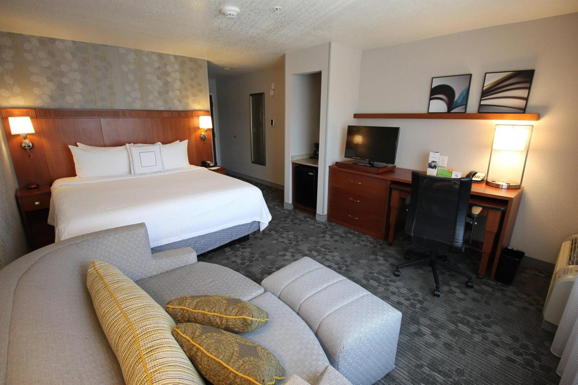 Courtyard By Marriott Merced Zewnętrze zdjęcie