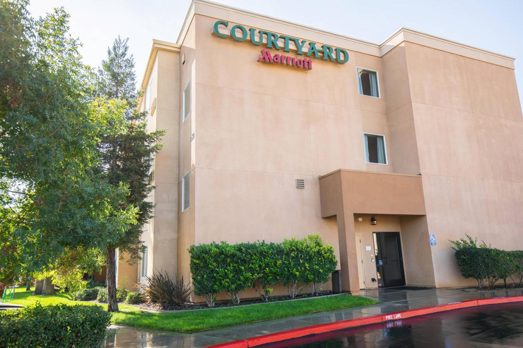 Courtyard By Marriott Merced Zewnętrze zdjęcie