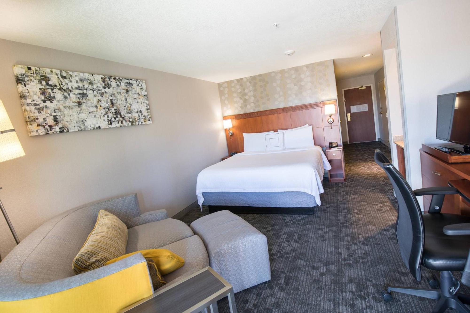 Courtyard By Marriott Merced Zewnętrze zdjęcie
