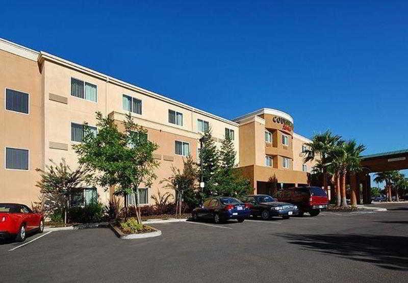 Courtyard By Marriott Merced Zewnętrze zdjęcie